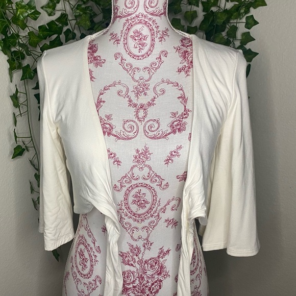 Klassy NetWork Right Tie Top - Picture 3 of 4